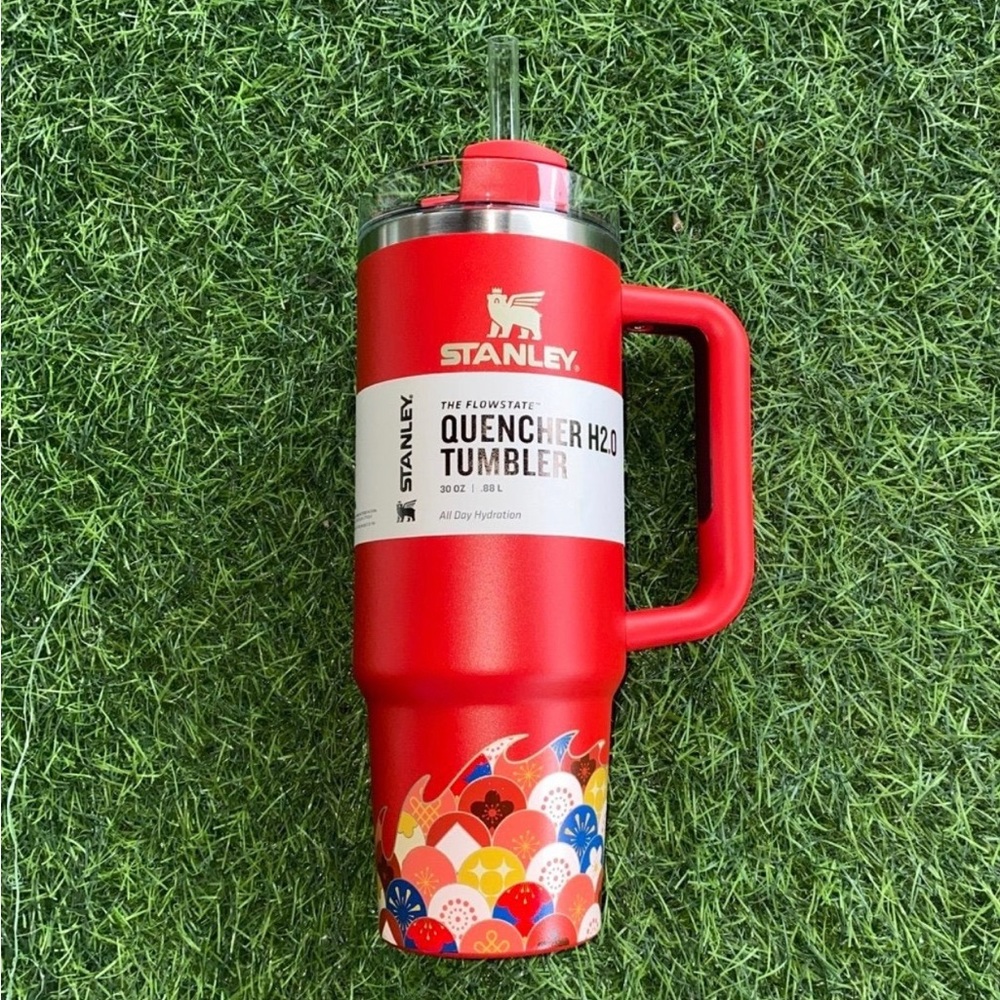 Red Dragon Stanley Cup The Lunar New Year Limited Edition Quencher H2.0 Flow - Picture 2 of 7